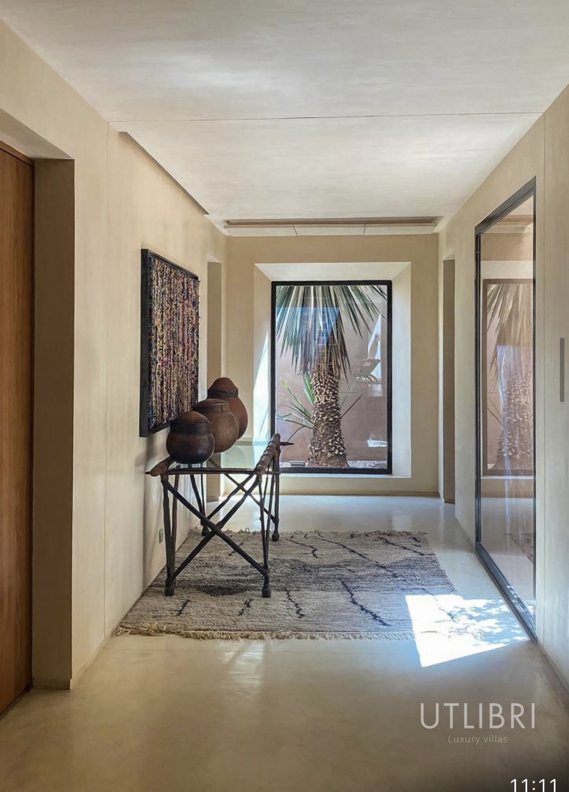 Extraordinary villa, Road to Fes