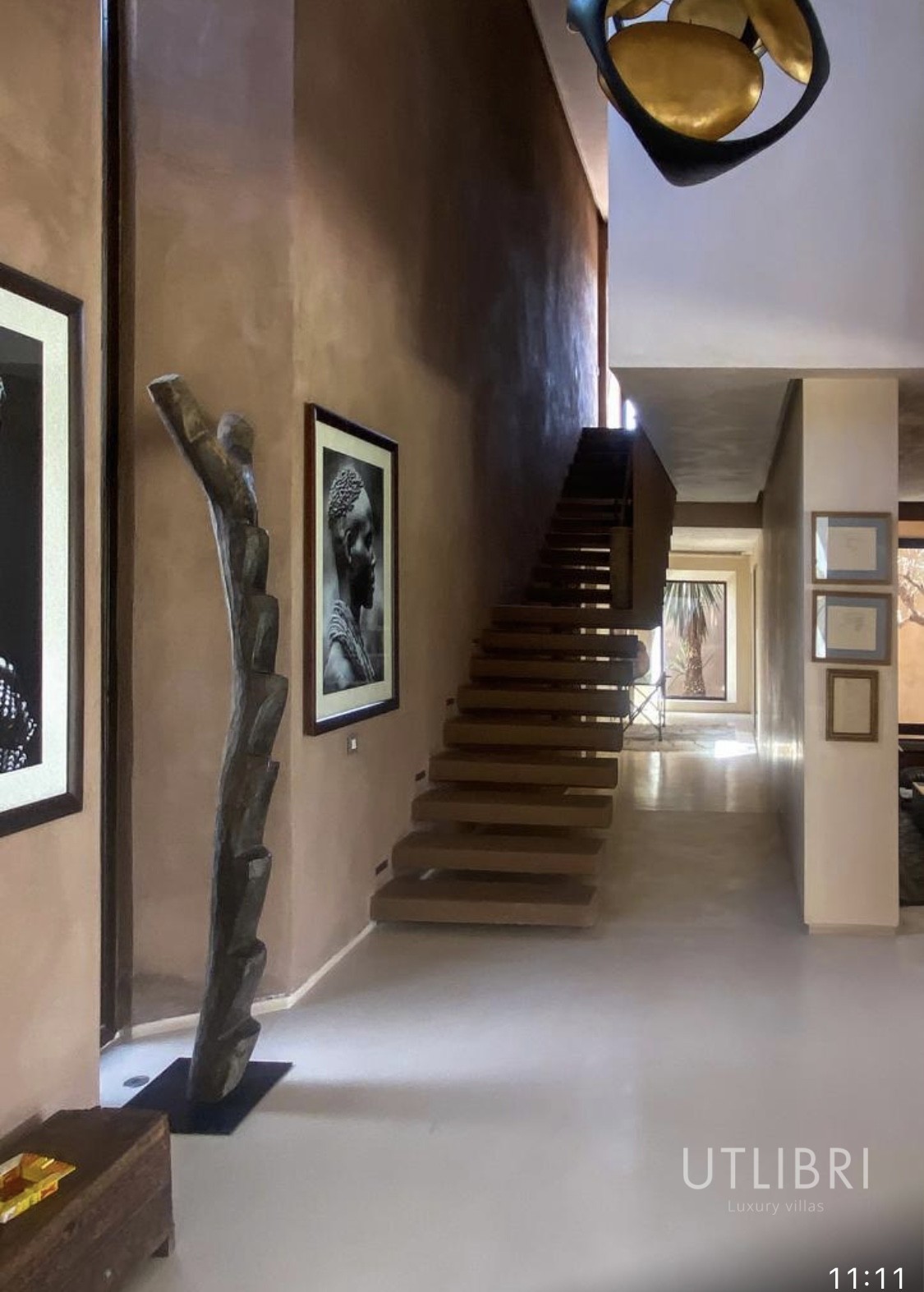 Extraordinary villa, Road to Fes