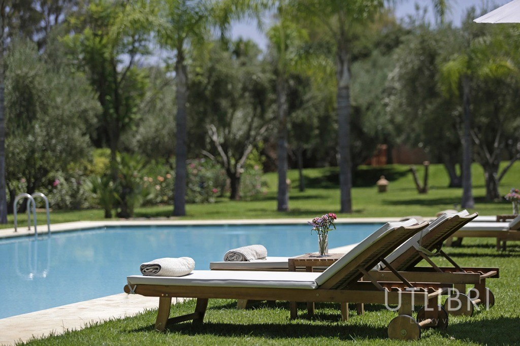 Extraordinary villa, Road to Fes