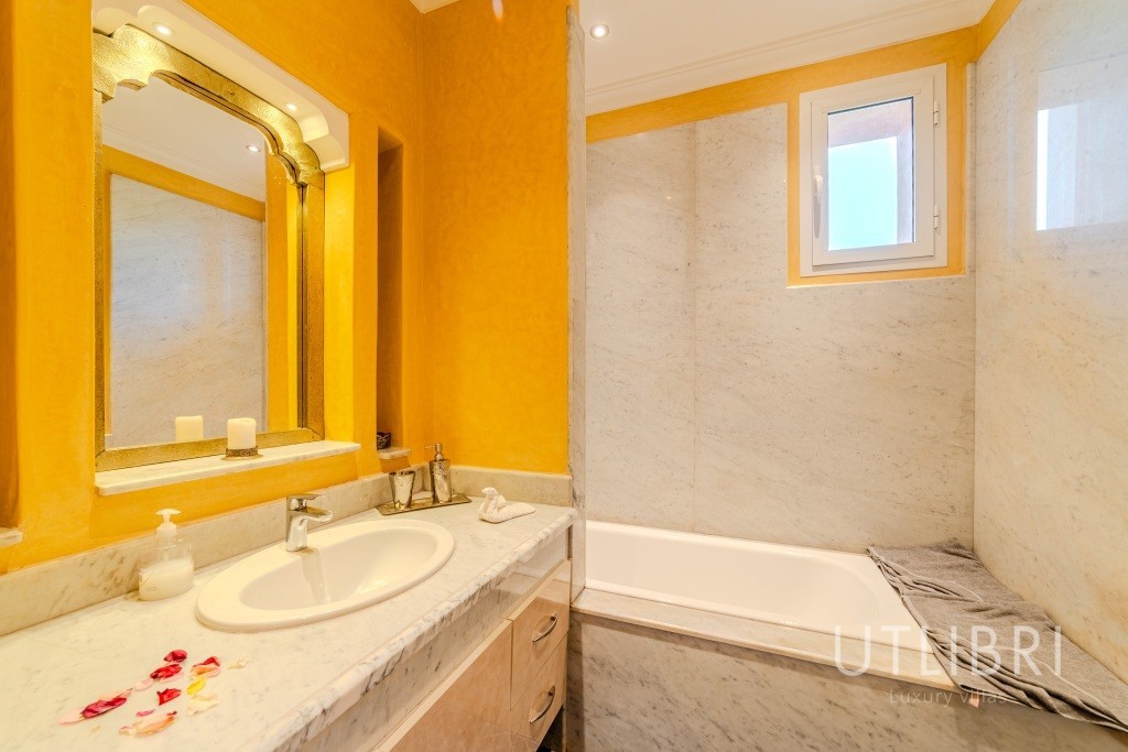 Extraordinary villa, Ouarzazate Road