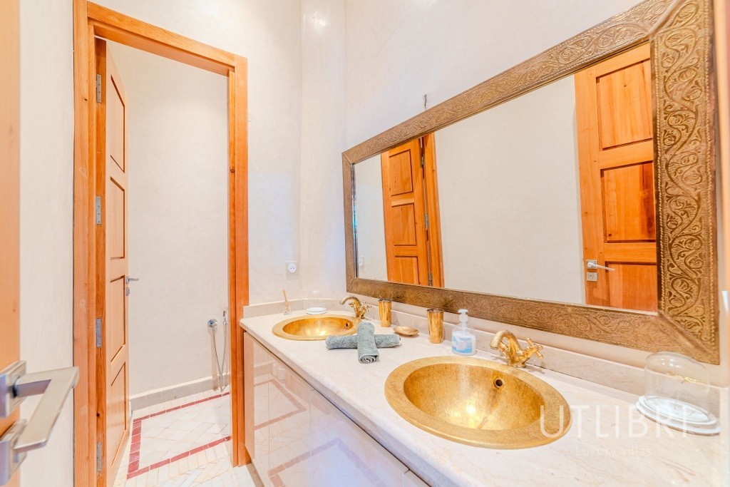 Extraordinary villa, Ouarzazate Road