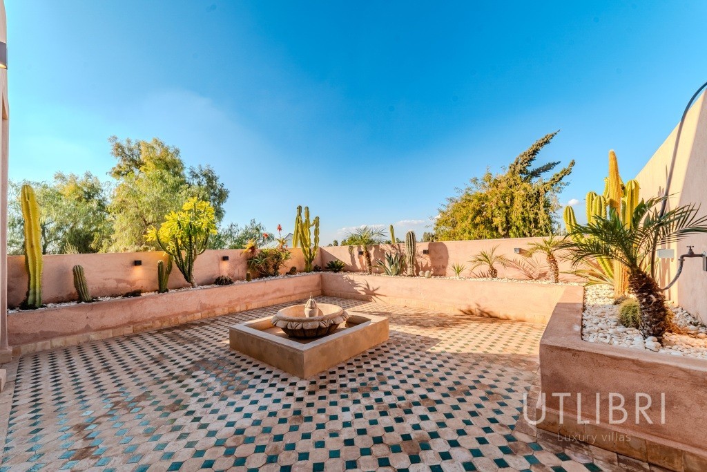 Extraordinary villa, Ouarzazate Road