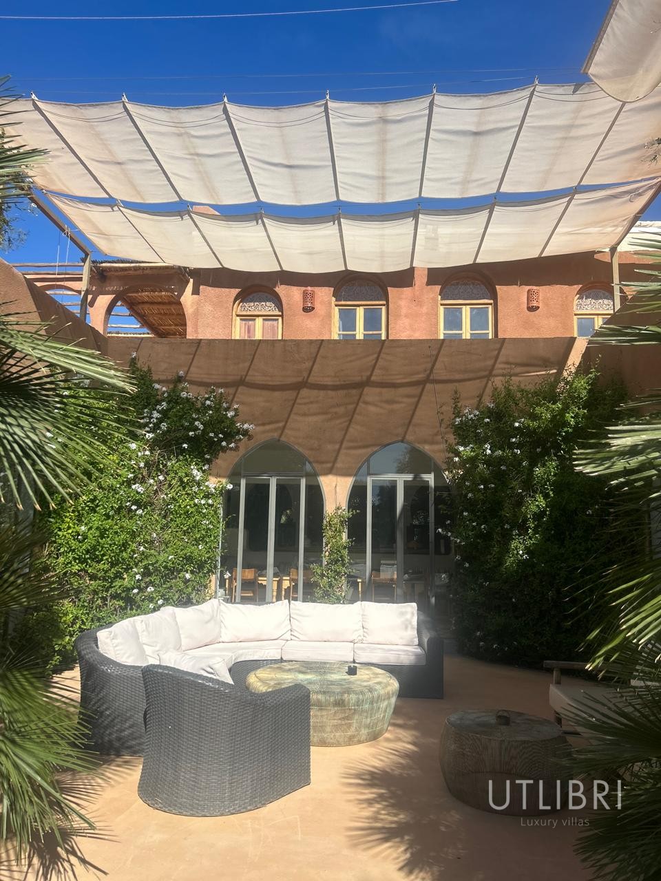 Extraordinary villa, Road to Ourika