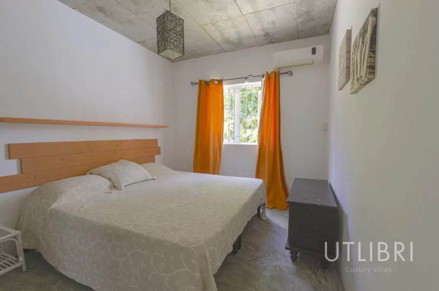 Villa d'exception, Roches noires