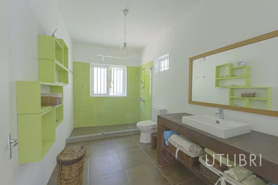Villa d'exception, Roches noires