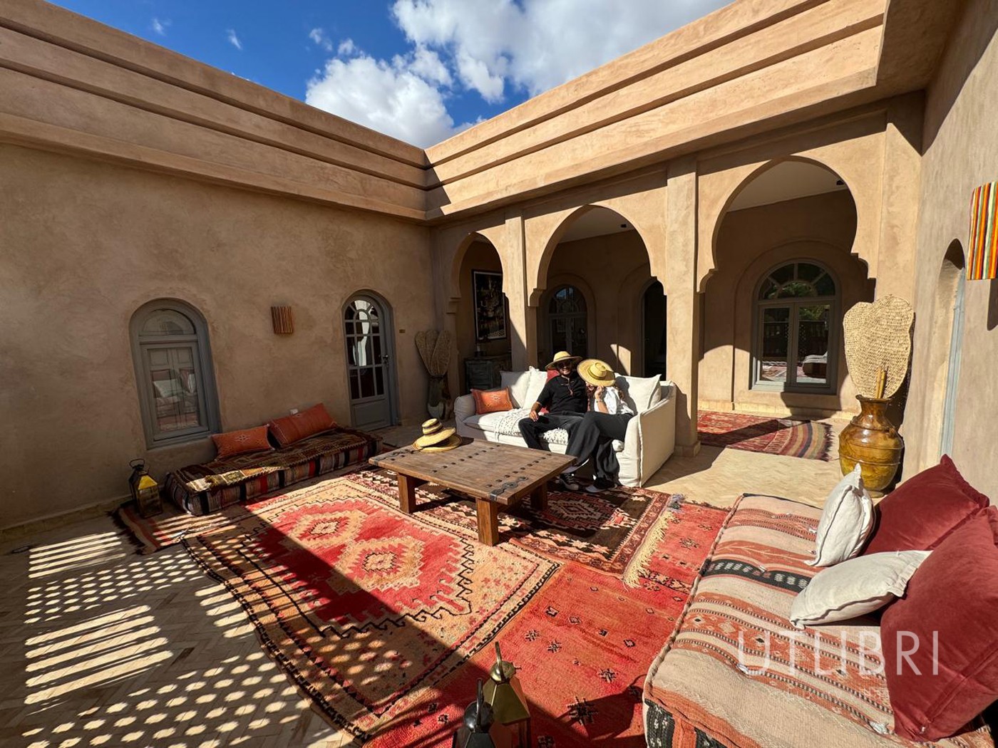 Extraordinary villa, Road to Fes